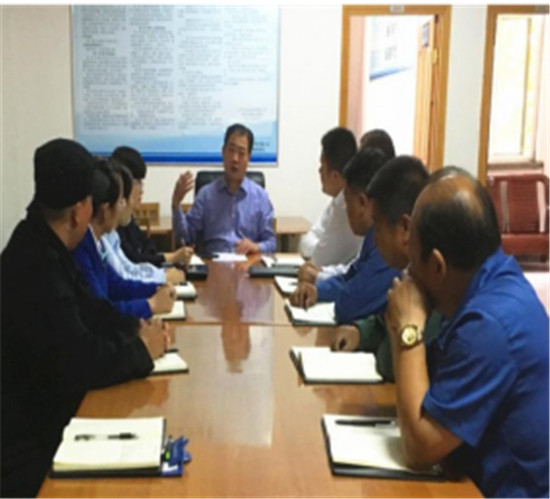 慶國慶 致敬平凡的“中房物業人”3.jpg